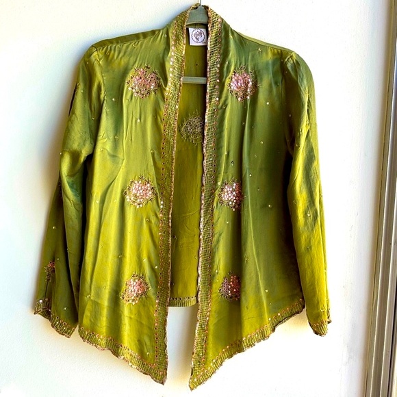 Sage Tops - NWOT Sage vintage couture 100% premium silk sequined jacket
